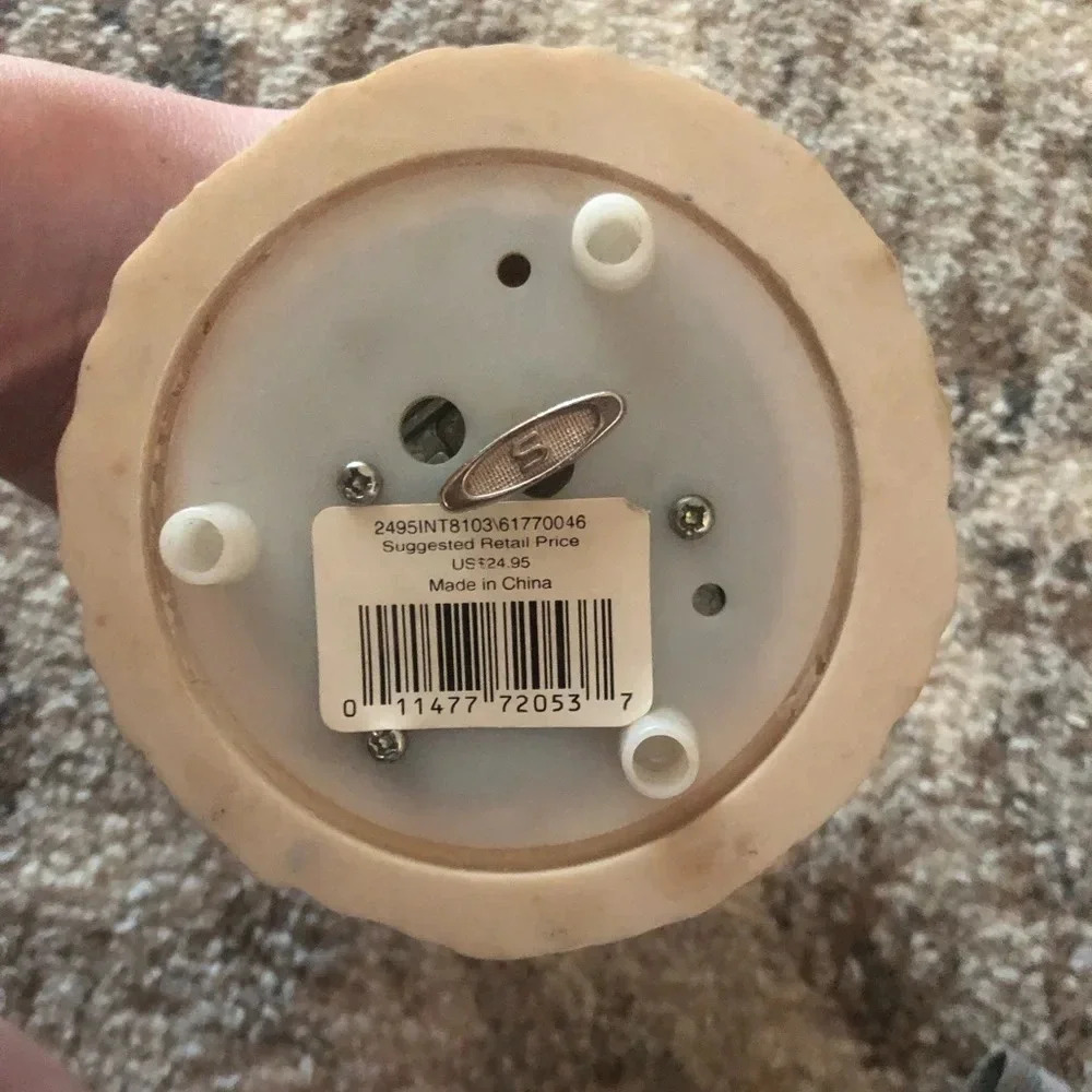 J. Wagner Maxine singing and skating snow globe - Picture 4 of 4